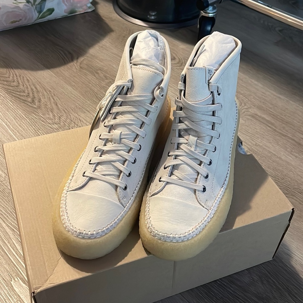 COPY - Men’s Clarks original sneaker / size 11.5 /